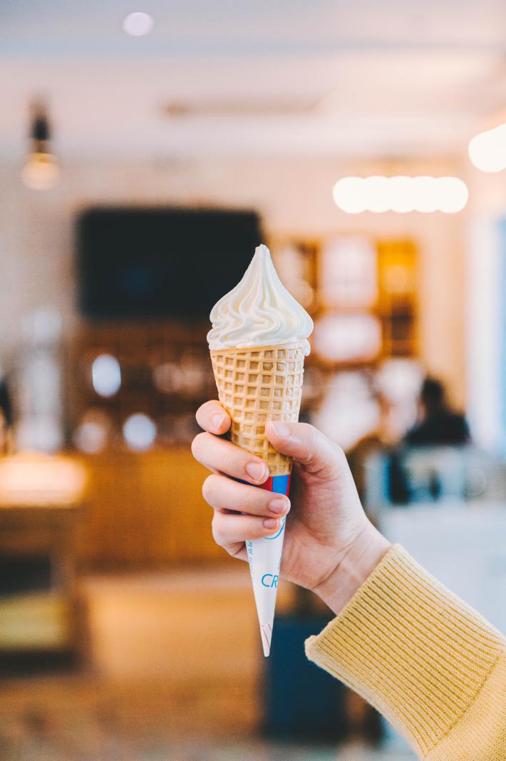 waterproof label on the ice cream