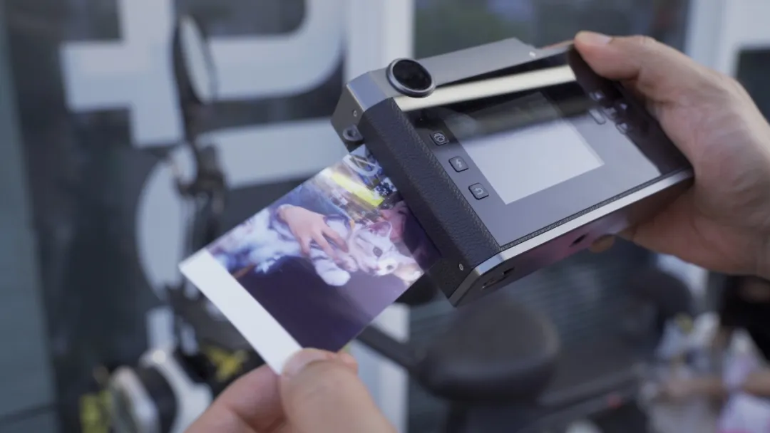 HPRT instant camera.png